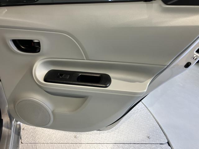 アクアＳ純正ナビ　バックモニター　フルセグＴＶ　ＣＤ　ＤＶＤ　Ｂｌｕｅｔｏｏｔｈ　社外ＥＴＣ　ドラレコ　前席シートヒーター　オートライト　ＬＥＤヘッドライト　プッシュスタート　電動格納ドアミラー（愛媛県）の中古車