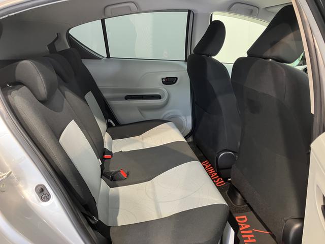 アクアＳ純正ナビ　バックモニター　フルセグＴＶ　ＣＤ　ＤＶＤ　Ｂｌｕｅｔｏｏｔｈ　社外ＥＴＣ　ドラレコ　前席シートヒーター　オートライト　ＬＥＤヘッドライト　プッシュスタート　電動格納ドアミラー（愛媛県）の中古車