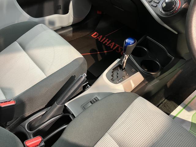 アクアＳ純正ナビ　バックモニター　フルセグＴＶ　ＣＤ　ＤＶＤ　Ｂｌｕｅｔｏｏｔｈ　社外ＥＴＣ　ドラレコ　前席シートヒーター　オートライト　ＬＥＤヘッドライト　プッシュスタート　電動格納ドアミラー（愛媛県）の中古車