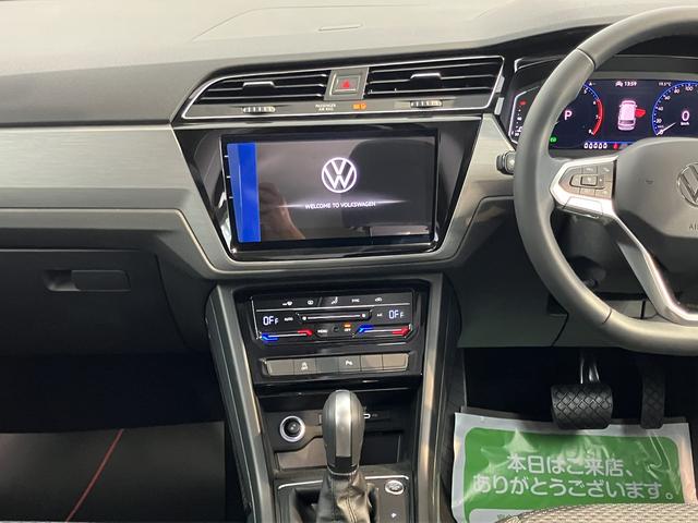 ＶＷ ゴルフトゥーランＴＳＩ　コンフォートラインナビ　バックモニター　Ｂｌｕｅｔｏｏｔｈ　ＥＴＣ　クルーズコントロール　プッシュスタート　アイドリングストップ　電動パーキング　オートライト　ＬＥＤヘッドライト　障害物センサー　衝突被害軽減システム（愛媛県）の中古車