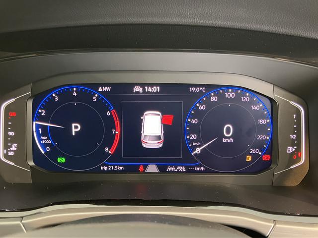 ＶＷ ゴルフトゥーランＴＳＩ　コンフォートラインナビ　バックモニター　Ｂｌｕｅｔｏｏｔｈ　ＥＴＣ　クルーズコントロール　プッシュスタート　アイドリングストップ　電動パーキング　オートライト　ＬＥＤヘッドライト　障害物センサー　衝突被害軽減システム（愛媛県）の中古車