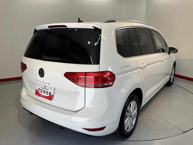 ＶＷ ゴルフトゥーランＴＳＩ　コンフォートラインナビ　バックモニター　Ｂｌｕｅｔｏｏｔｈ　ＥＴＣ　クルーズコントロール　プッシュスタート　アイドリングストップ　電動パーキング　オートライト　ＬＥＤヘッドライト　障害物センサー　衝突被害軽減システム（愛媛県）の中古車