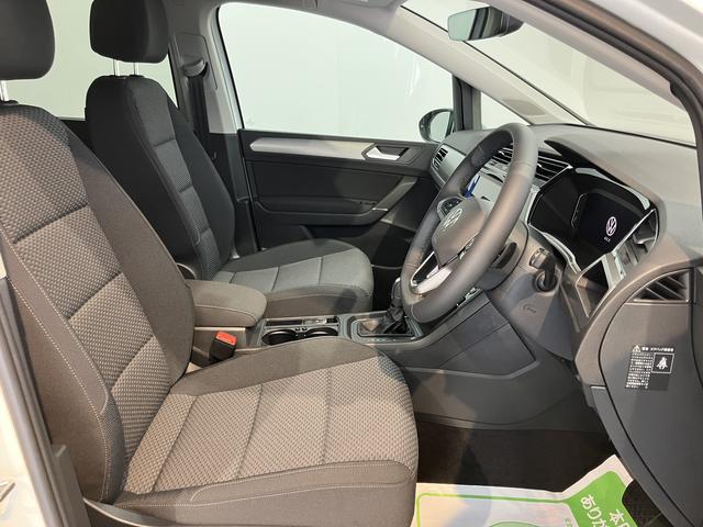 ＶＷ ゴルフトゥーランＴＳＩ　コンフォートラインナビ　バックモニター　Ｂｌｕｅｔｏｏｔｈ　ＥＴＣ　クルーズコントロール　プッシュスタート　アイドリングストップ　電動パーキング　オートライト　ＬＥＤヘッドライト　障害物センサー　衝突被害軽減システム（愛媛県）の中古車