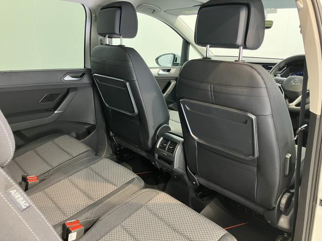 ＶＷ ゴルフトゥーランＴＳＩ　コンフォートラインナビ　バックモニター　Ｂｌｕｅｔｏｏｔｈ　ＥＴＣ　クルーズコントロール　プッシュスタート　アイドリングストップ　電動パーキング　オートライト　ＬＥＤヘッドライト　障害物センサー　衝突被害軽減システム（愛媛県）の中古車