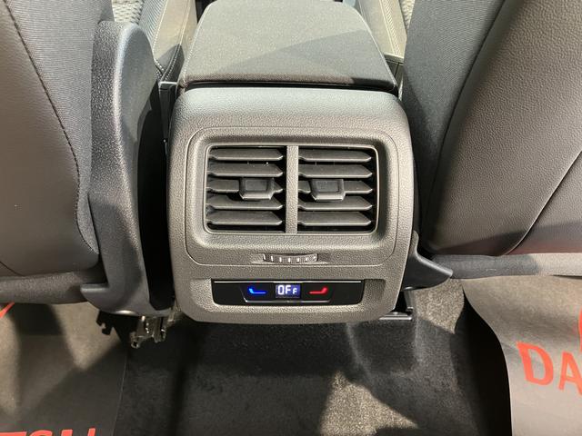 ＶＷ ゴルフトゥーランＴＳＩ　コンフォートラインナビ　バックモニター　Ｂｌｕｅｔｏｏｔｈ　ＥＴＣ　クルーズコントロール　プッシュスタート　アイドリングストップ　電動パーキング　オートライト　ＬＥＤヘッドライト　障害物センサー　衝突被害軽減システム（愛媛県）の中古車