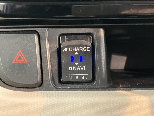 ムーヴＸリミテッド　ＳＡIIIＣＤ　ＤＶＤ　バックモニター　ＵＳＢ　Ｂｌｕｅｔｏｏｔｈ　運転席シートヒーター　アイドリングストップ　ベンチシート　オートライト　電動格納ドアミラー　キーフリーシステム（愛媛県）の中古車