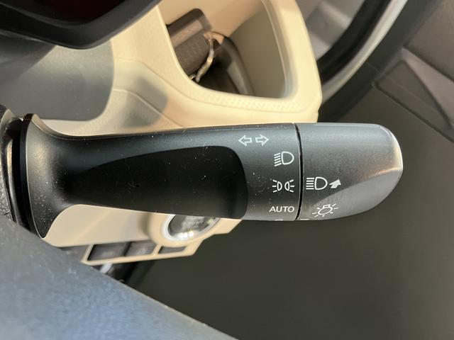 ムーヴＸリミテッド　ＳＡIIIＣＤ　ＤＶＤ　バックモニター　ＵＳＢ　Ｂｌｕｅｔｏｏｔｈ　運転席シートヒーター　アイドリングストップ　ベンチシート　オートライト　電動格納ドアミラー　キーフリーシステム（愛媛県）の中古車