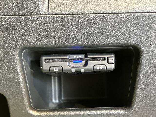 タントＸ　ＶＳ　ＳＡIII純正ナビ　パノラマモニター　フルセグＴＶ　ＣＤ　ＤＶＤ　ＵＳＢ　Ｂｌｕｅｔｏｏｔｈ　ＥＴＣ　両側電動スライドドア　運転席シートヒーター　オートライ　ＬＥＤヘッドライト　アイドリングストップ　キーフリー（愛媛県）の中古車