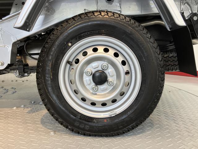 ハイゼットトラックスタンダード　農用スペシャル４ＷＤ　ＣＶＴ車　オートライト　荷台作業灯　障害物センサー　アイドリングストップ　マニュアルエアコン　パワステ　ＡＢＳ　ラジオ　運転席エアバッグ　助手席エアバッグ（愛媛県）の中古車