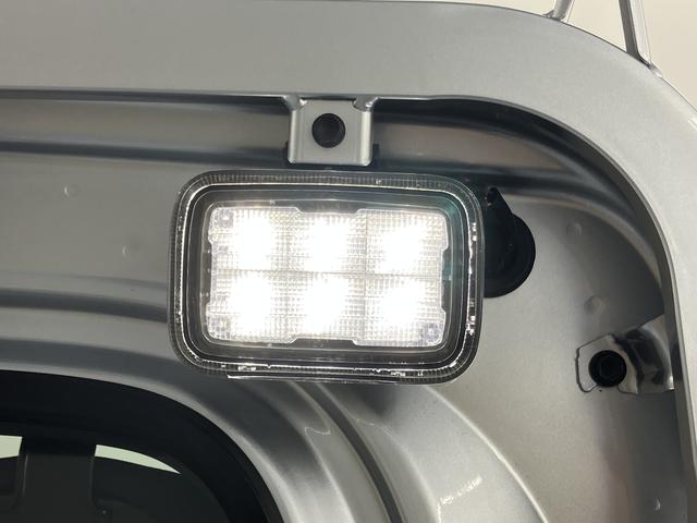 ハイゼットトラックスタンダード　農用スペシャル４ＷＤ　ＣＶＴ車　オートライト　荷台作業灯　障害物センサー　アイドリングストップ　マニュアルエアコン　パワステ　ＡＢＳ　ラジオ　運転席エアバッグ　助手席エアバッグ（愛媛県）の中古車