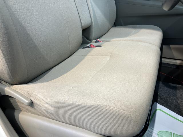 ムーヴＬ２ＷＤ　ＣＶＴ車　ＣＤ　ラジオ　アイドリングストップ　ベンチシート　電動格納ドアミラー　マニュアルエアコン　パワステ　パワーウィンドウ　キーレスエントリー（愛媛県）の中古車