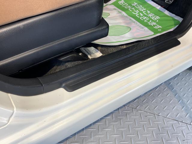 ミラジーノＬ２ＷＤ　オートマチック車　ＣＤ　ラジオ　マニュアルエアコン　パワステ　パワーウィンドウ　キーレスエントリー　電動格納ドアミラー（愛媛県）の中古車