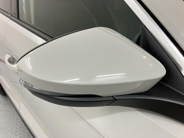 VW T−ロックTDI スタイル純正ナビ バックモニター Bluetooth ラジオ プッシュスタート アイドリングストップ オートライト LEDヘッドライト クルーズコントロール 電動パーキング 電動格納ドアミラー(愛媛県)の中古車