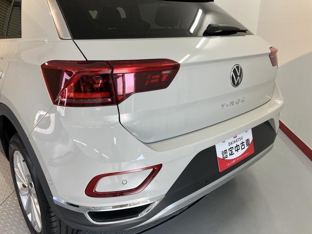 VW T−ロックTDI スタイル純正ナビ バックモニター Bluetooth ラジオ プッシュスタート アイドリングストップ オートライト LEDヘッドライト クルーズコントロール 電動パーキング 電動格納ドアミラー(愛媛県)の中古車