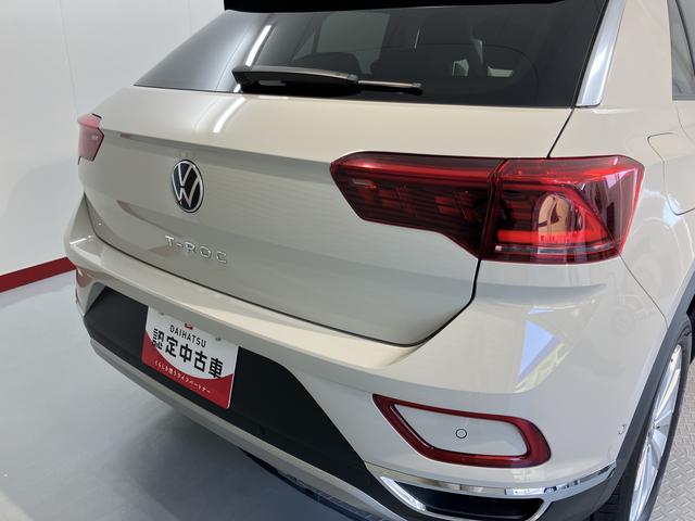VW T−ロックTDI スタイル純正ナビ バックモニター Bluetooth ラジオ プッシュスタート アイドリングストップ オートライト LEDヘッドライト クルーズコントロール 電動パーキング 電動格納ドアミラー(愛媛県)の中古車