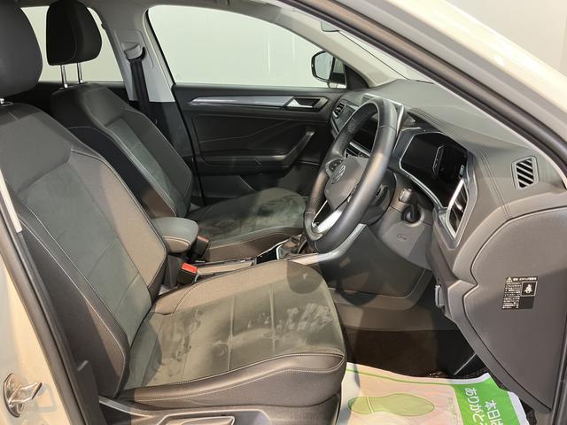 VW T−ロックTDI スタイル純正ナビ バックモニター Bluetooth ラジオ プッシュスタート アイドリングストップ オートライト LEDヘッドライト クルーズコントロール 電動パーキング 電動格納ドアミラー(愛媛県)の中古車