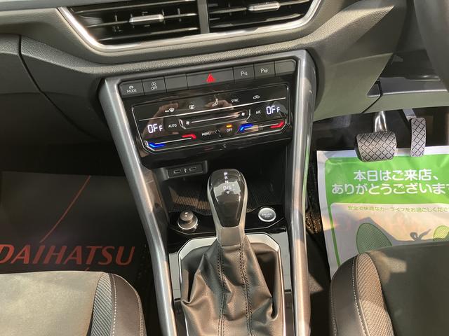VW T−ロックTDI スタイル純正ナビ バックモニター Bluetooth ラジオ プッシュスタート アイドリングストップ オートライト LEDヘッドライト クルーズコントロール 電動パーキング 電動格納ドアミラー(愛媛県)の中古車