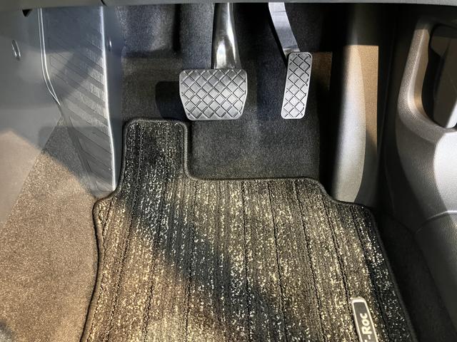 VW T−ロックTDI スタイル純正ナビ バックモニター Bluetooth ラジオ プッシュスタート アイドリングストップ オートライト LEDヘッドライト クルーズコントロール 電動パーキング 電動格納ドアミラー(愛媛県)の中古車