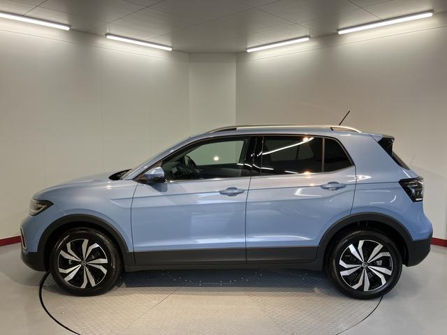 ＶＷ Ｔ−クロスＴＳＩ　スタイル２ＷＤ　アダプティブクルーズコントロール　オートライト　ＬＥＤヘッドライト　運転席・助手席シートヒーター　純正ナビ　コーナーセンサー　アイドリングストップ車　純正アルミホイール　　ＥＴＣ車載器（愛媛県）の中古車