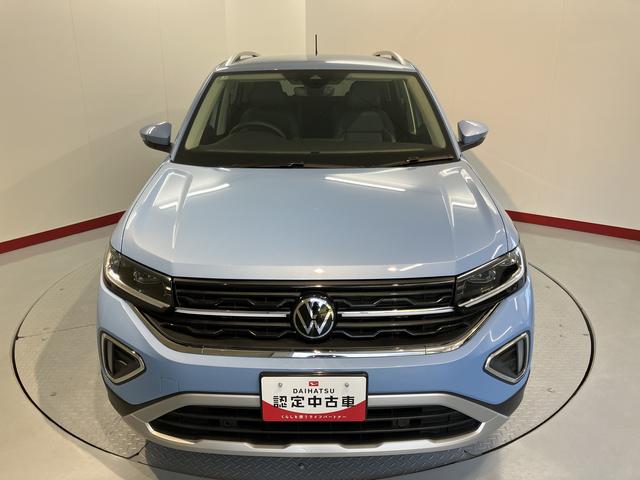 ＶＷ Ｔ−クロスＴＳＩ　スタイル２ＷＤ　アダプティブクルーズコントロール　オートライト　ＬＥＤヘッドライト　運転席・助手席シートヒーター　純正ナビ　コーナーセンサー　アイドリングストップ車　純正アルミホイール　　ＥＴＣ車載器（愛媛県）の中古車