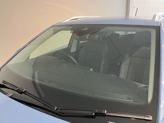 ＶＷ Ｔ−クロスＴＳＩ　スタイル２ＷＤ　アダプティブクルーズコントロール　オートライト　ＬＥＤヘッドライト　運転席・助手席シートヒーター　純正ナビ　コーナーセンサー　アイドリングストップ車　純正アルミホイール　　ＥＴＣ車載器（愛媛県）の中古車