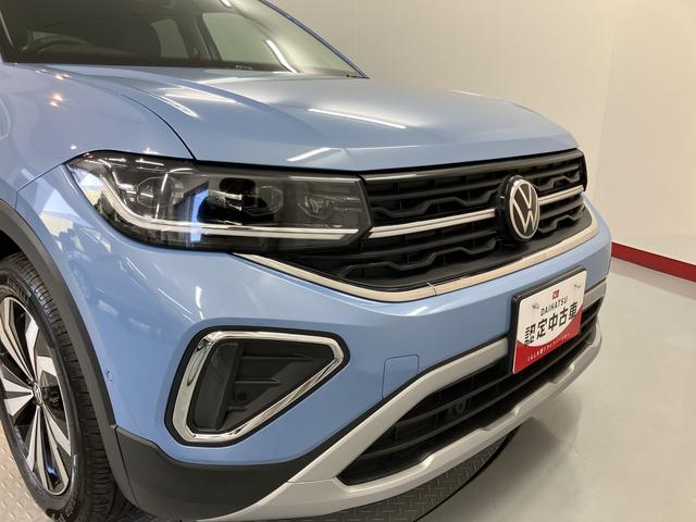 ＶＷ Ｔ−クロスＴＳＩ　スタイル２ＷＤ　アダプティブクルーズコントロール　オートライト　ＬＥＤヘッドライト　運転席・助手席シートヒーター　純正ナビ　コーナーセンサー　アイドリングストップ車　純正アルミホイール　　ＥＴＣ車載器（愛媛県）の中古車