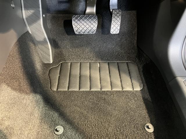 ＶＷ Ｔ−クロスＴＳＩ　スタイル２ＷＤ　アダプティブクルーズコントロール　オートライト　ＬＥＤヘッドライト　運転席・助手席シートヒーター　純正ナビ　コーナーセンサー　アイドリングストップ車　純正アルミホイール　　ＥＴＣ車載器（愛媛県）の中古車