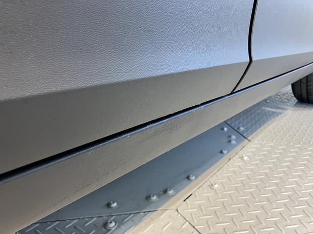 ＶＷ Ｔ−クロスＴＳＩ　スタイル２ＷＤ　アダプティブクルーズコントロール　オートライト　ＬＥＤヘッドライト　運転席・助手席シートヒーター　純正ナビ　コーナーセンサー　アイドリングストップ車　純正アルミホイール　　ＥＴＣ車載器（愛媛県）の中古車