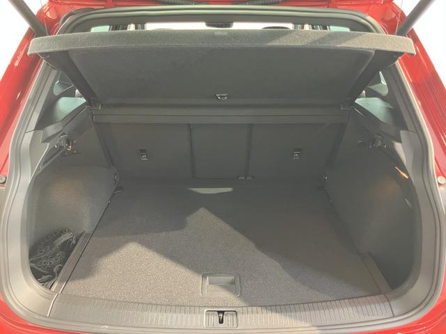 VW ティグアンTSI ファーストエディション純正ナビ パノラマモニター Bluetooth 全席シートヒーター ハンドルヒーター LEDヘッドライト クルーズコントロール プッシュスタート アイドリングストップ 電動格納ドアミラー ETC(愛媛県)の中古車