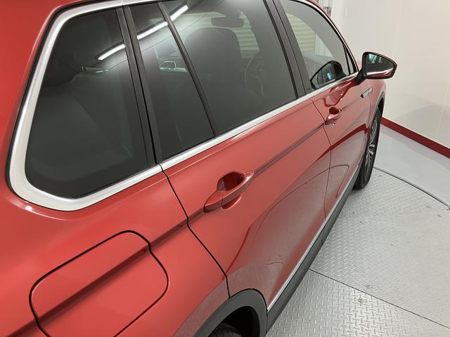 VW ティグアンTSI ファーストエディション純正ナビ パノラマモニター Bluetooth 全席シートヒーター ハンドルヒーター LEDヘッドライト クルーズコントロール プッシュスタート アイドリングストップ 電動格納ドアミラー ETC(愛媛県)の中古車