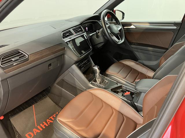 VW ティグアンTSI ファーストエディション純正ナビ パノラマモニター Bluetooth 全席シートヒーター ハンドルヒーター LEDヘッドライト クルーズコントロール プッシュスタート アイドリングストップ 電動格納ドアミラー ETC(愛媛県)の中古車