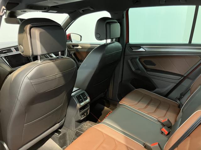 VW ティグアンTSI ファーストエディション純正ナビ パノラマモニター Bluetooth 全席シートヒーター ハンドルヒーター LEDヘッドライト クルーズコントロール プッシュスタート アイドリングストップ 電動格納ドアミラー ETC(愛媛県)の中古車