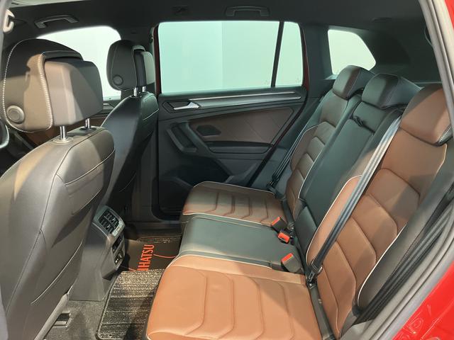 VW ティグアンTSI ファーストエディション純正ナビ パノラマモニター Bluetooth 全席シートヒーター ハンドルヒーター LEDヘッドライト クルーズコントロール プッシュスタート アイドリングストップ 電動格納ドアミラー ETC(愛媛県)の中古車