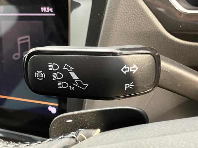VW ティグアンTSI ファーストエディション純正ナビ パノラマモニター Bluetooth 全席シートヒーター ハンドルヒーター LEDヘッドライト クルーズコントロール プッシュスタート アイドリングストップ 電動格納ドアミラー ETC(愛媛県)の中古車