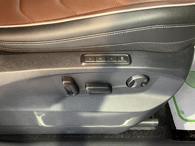 VW ティグアンTSI ファーストエディション純正ナビ パノラマモニター Bluetooth 全席シートヒーター ハンドルヒーター LEDヘッドライト クルーズコントロール プッシュスタート アイドリングストップ 電動格納ドアミラー ETC(愛媛県)の中古車