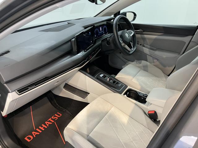 ＶＷ ゴルフヴァリアントｅＴＳＩ　スタイル純正ナビ　バックモニター　フルセグＴＶ　ＥＴＣ　Ｂｌｕｅｔｏｏｔｈ　クルーズコントロール　電動パーキング　プッシュスタート　前席シートヒーター　電動リヤゲート　電動格納ドアミラー（愛媛県）の中古車
