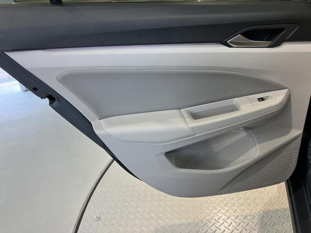 ＶＷ ゴルフヴァリアントｅＴＳＩ　スタイル純正ナビ　バックモニター　フルセグＴＶ　ＥＴＣ　Ｂｌｕｅｔｏｏｔｈ　クルーズコントロール　電動パーキング　プッシュスタート　前席シートヒーター　電動リヤゲート　電動格納ドアミラー（愛媛県）の中古車