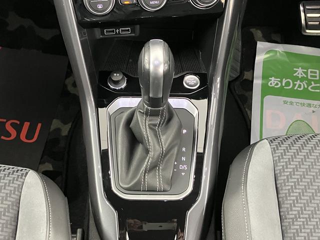 ＶＷ Ｔ−ロックＴＤＩ　Ｒライン純正ナビ　フルセグＴＶ　バックカメラ　ＥＴＣ車載器　クルーズコントロール　オートライト　ＬＥＤヘッドライト　プッシュスタート　電動パーキング　パワーバックドア　アルミホイール（愛媛県）の中古車
