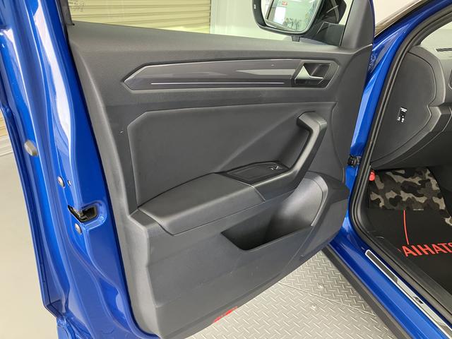 ＶＷ Ｔ−ロックＴＤＩ　Ｒライン純正ナビ　フルセグＴＶ　バックカメラ　ＥＴＣ車載器　クルーズコントロール　オートライト　ＬＥＤヘッドライト　プッシュスタート　電動パーキング　パワーバックドア　アルミホイール（愛媛県）の中古車