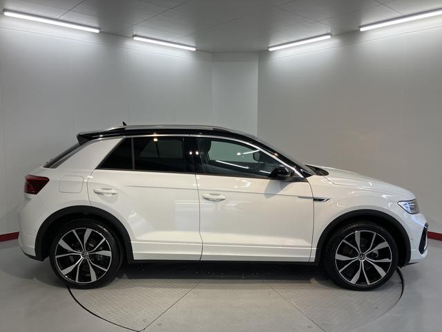 ＶＷ Ｔ−ロックＴＤＩ　４モーション　Ｒライン純正ナビ　Ｂｌｕｅｔｏｏｔｈ　オートライト　ＬＥＤヘッドライト　プッシュスタート　アイドリングストップ　障害物センサー　クルーズコントロール　電動パーキング　前席シートヒーター　電動格納ドアミラー（愛媛県）の中古車