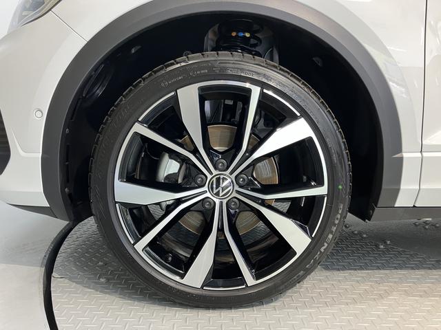 ＶＷ Ｔ−ロックＴＤＩ　４モーション　Ｒライン純正ナビ　Ｂｌｕｅｔｏｏｔｈ　オートライト　ＬＥＤヘッドライト　プッシュスタート　アイドリングストップ　障害物センサー　クルーズコントロール　電動パーキング　前席シートヒーター　電動格納ドアミラー（愛媛県）の中古車