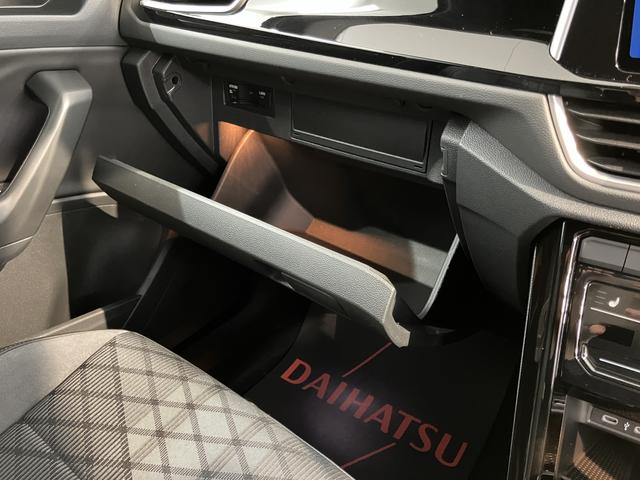 ＶＷ Ｔ−ロックＴＤＩ　４モーション　Ｒライン純正ナビ　Ｂｌｕｅｔｏｏｔｈ　オートライト　ＬＥＤヘッドライト　プッシュスタート　アイドリングストップ　障害物センサー　クルーズコントロール　電動パーキング　前席シートヒーター　電動格納ドアミラー（愛媛県）の中古車