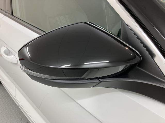 ＶＷ Ｔ−ロックＴＤＩ　４モーション　Ｒライン純正ナビ　Ｂｌｕｅｔｏｏｔｈ　オートライト　ＬＥＤヘッドライト　プッシュスタート　アイドリングストップ　障害物センサー　クルーズコントロール　電動パーキング　前席シートヒーター　電動格納ドアミラー（愛媛県）の中古車