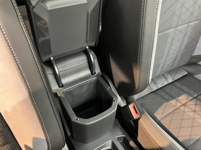 ＶＷ Ｔ−ロックＴＤＩ　４モーション　Ｒライン純正ナビ　Ｂｌｕｅｔｏｏｔｈ　オートライト　ＬＥＤヘッドライト　プッシュスタート　アイドリングストップ　障害物センサー　クルーズコントロール　電動パーキング　前席シートヒーター　電動格納ドアミラー（愛媛県）の中古車