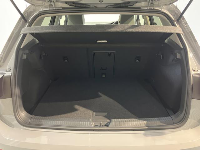 ＶＷ ゴルフｅＴＳＩスタイルプッシュスタート　電動パーキングブレーキ　オートブレーキホールド　オートライト　オートマチックハイビーム　ＬＥＤヘッドライト　リヤフォグランプ　運転席・助手席シートヒーター　パーキングアシスト　２ＷＤ（愛媛県）の中古車