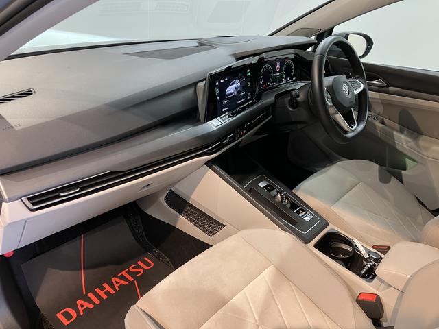 ＶＷ ゴルフｅＴＳＩスタイルプッシュスタート　電動パーキングブレーキ　オートブレーキホールド　オートライト　オートマチックハイビーム　ＬＥＤヘッドライト　リヤフォグランプ　運転席・助手席シートヒーター　パーキングアシスト　２ＷＤ（愛媛県）の中古車