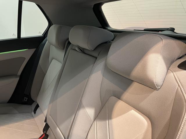 ＶＷ ゴルフｅＴＳＩスタイルプッシュスタート　電動パーキングブレーキ　オートブレーキホールド　オートライト　オートマチックハイビーム　ＬＥＤヘッドライト　リヤフォグランプ　運転席・助手席シートヒーター　パーキングアシスト　２ＷＤ（愛媛県）の中古車