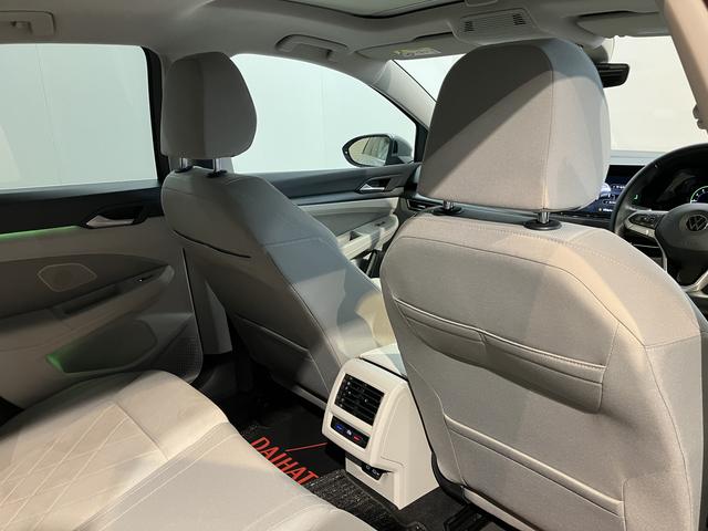 ＶＷ ゴルフｅＴＳＩスタイルプッシュスタート　電動パーキングブレーキ　オートブレーキホールド　オートライト　オートマチックハイビーム　ＬＥＤヘッドライト　リヤフォグランプ　運転席・助手席シートヒーター　パーキングアシスト　２ＷＤ（愛媛県）の中古車
