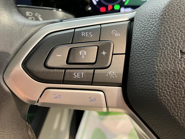 ＶＷ ゴルフｅＴＳＩスタイルプッシュスタート　電動パーキングブレーキ　オートブレーキホールド　オートライト　オートマチックハイビーム　ＬＥＤヘッドライト　リヤフォグランプ　運転席・助手席シートヒーター　パーキングアシスト　２ＷＤ（愛媛県）の中古車