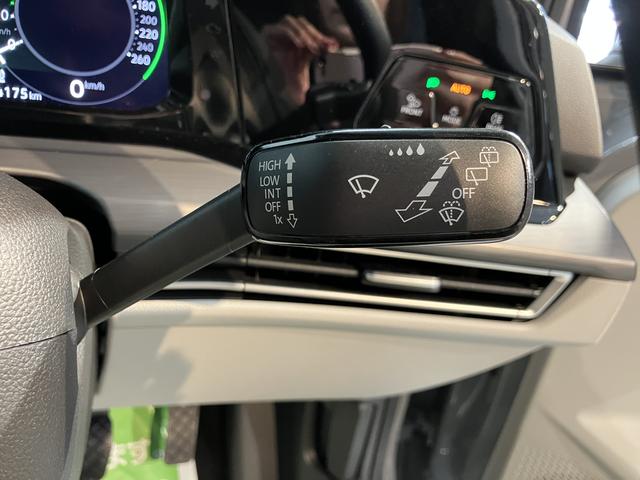 ＶＷ ゴルフｅＴＳＩスタイルプッシュスタート　電動パーキングブレーキ　オートブレーキホールド　オートライト　オートマチックハイビーム　ＬＥＤヘッドライト　リヤフォグランプ　運転席・助手席シートヒーター　パーキングアシスト　２ＷＤ（愛媛県）の中古車